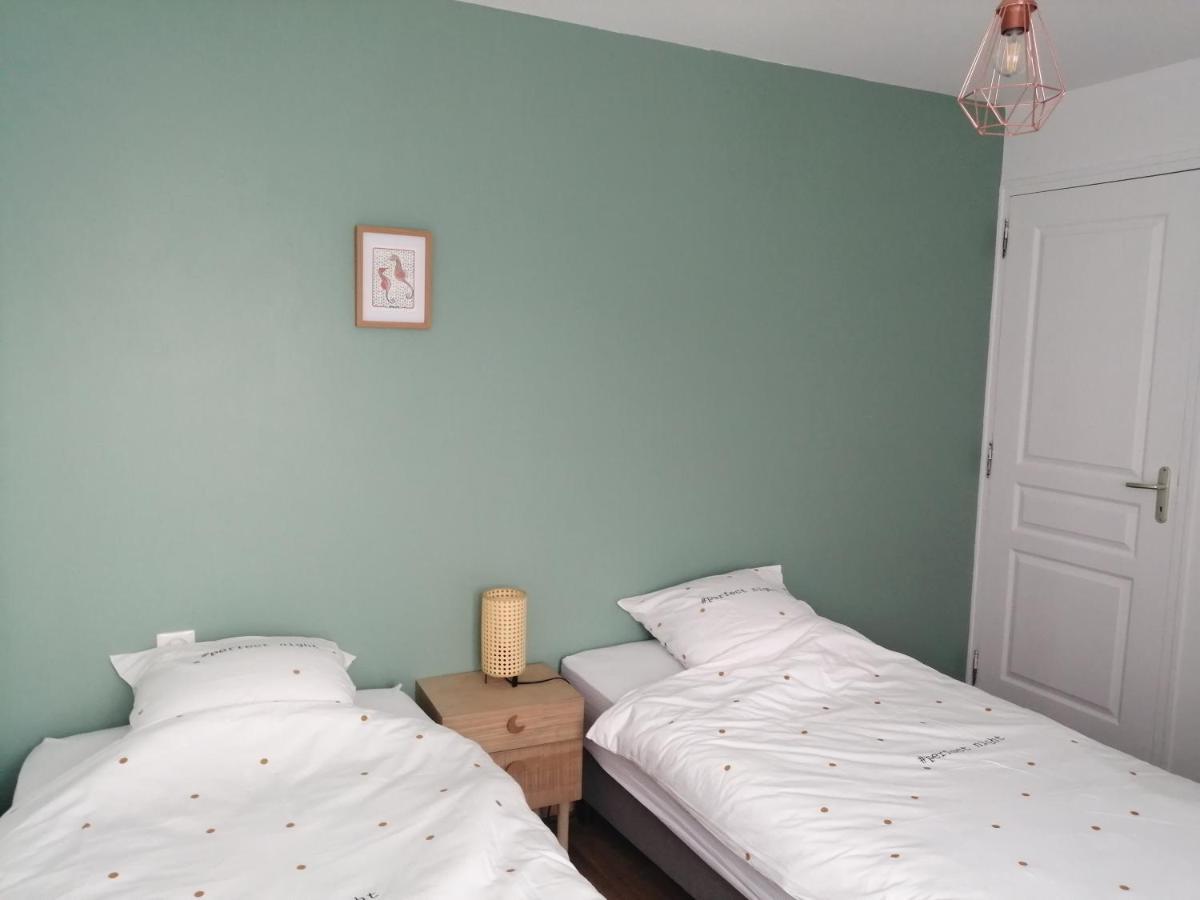 Maison Jullouville Au Calme Zewnętrze zdjęcie
